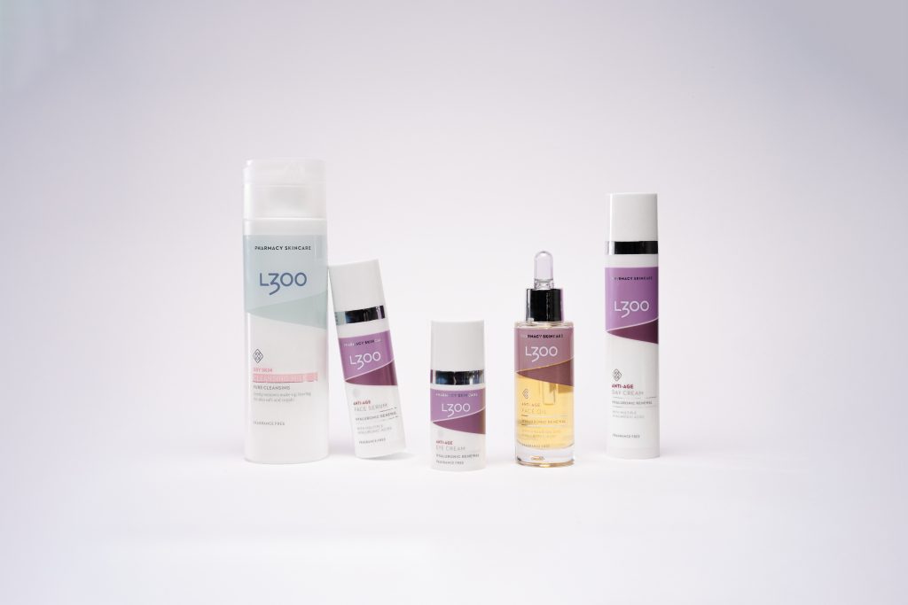 En bild som visar produkter från L300 som ingår i en hudvårdsrutin för mogen hud