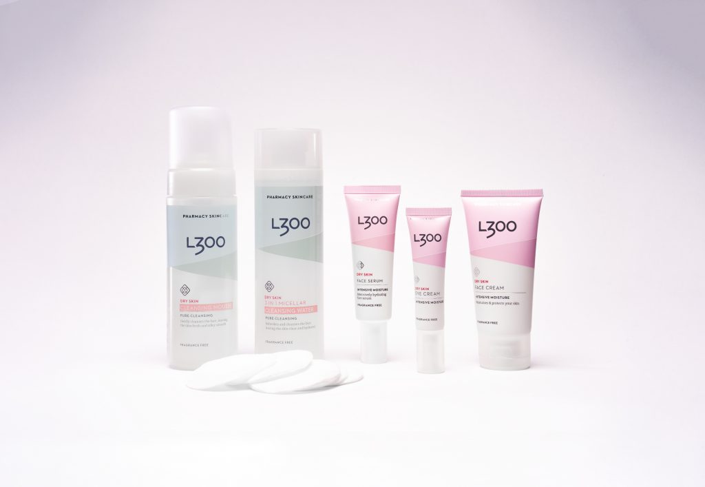 Bild på hudvårdsprodukter från L300 som används i en hudvårdsrutin för torr hud